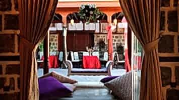 KEÇİÖREN KINA KONAKLARI